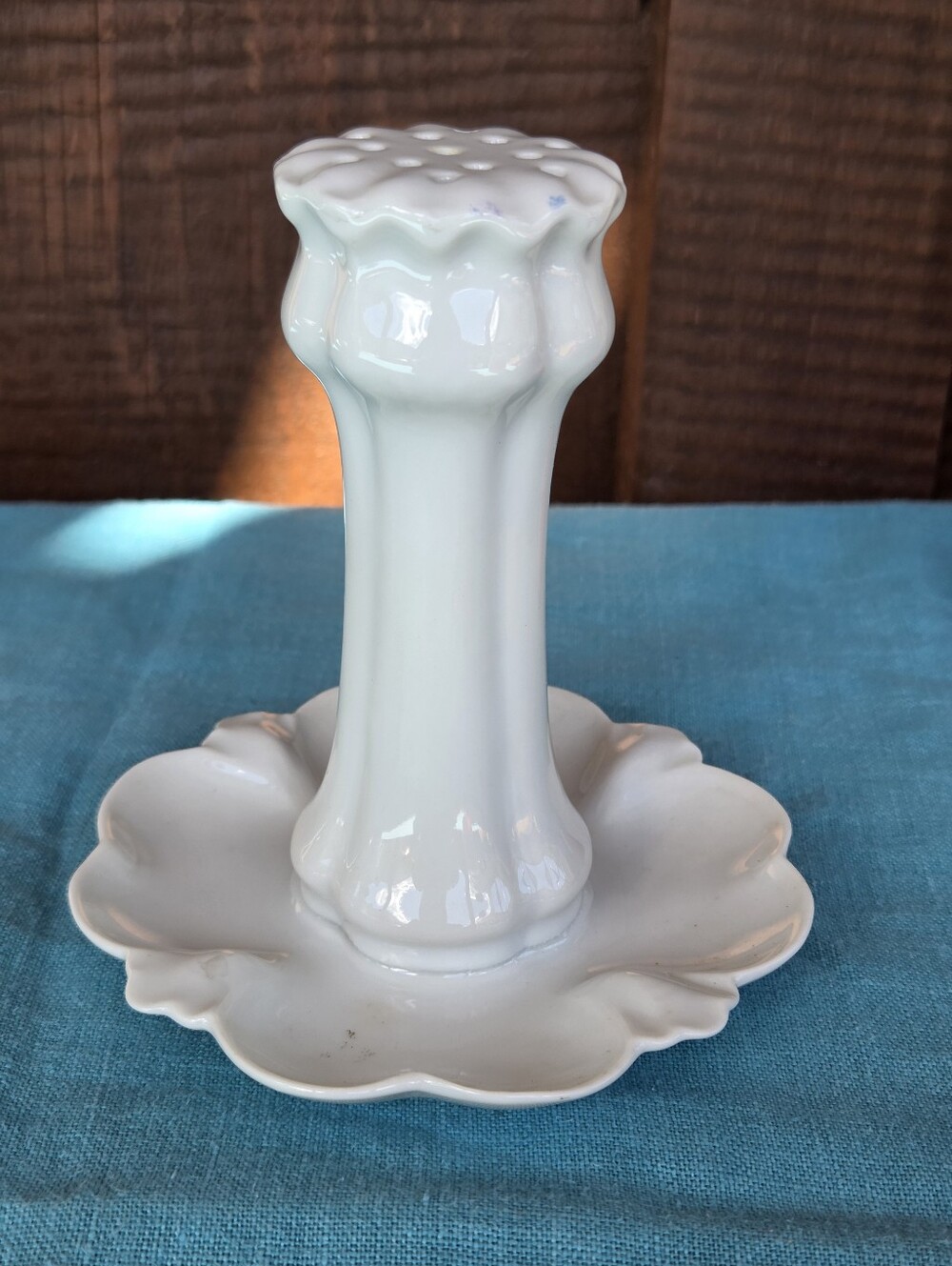 Vintage Porcelain Hat Pin & Ring Holder - Picture 4 of 5